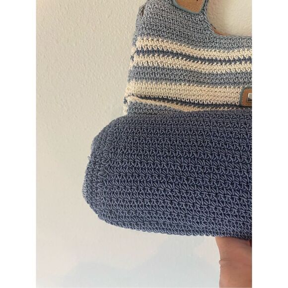 Frankie & Johnnie Crocheted Bag - Picture 4 of 8